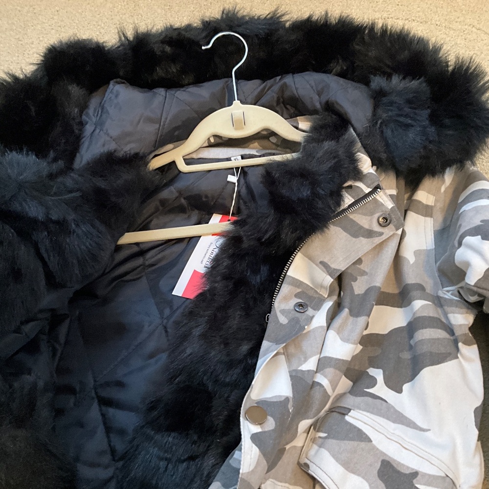 Winter Coat - Picture 4 of 5